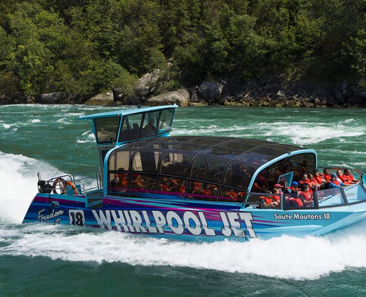 Whirlpool jet boat tour niagara falls